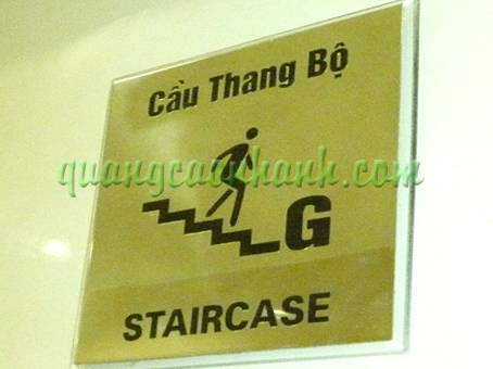 Bang inox dong an mon